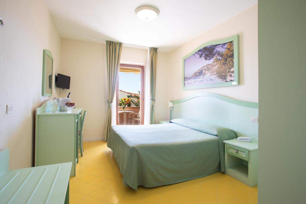Hotel Sardi Пормонте Екстер'єр фото
